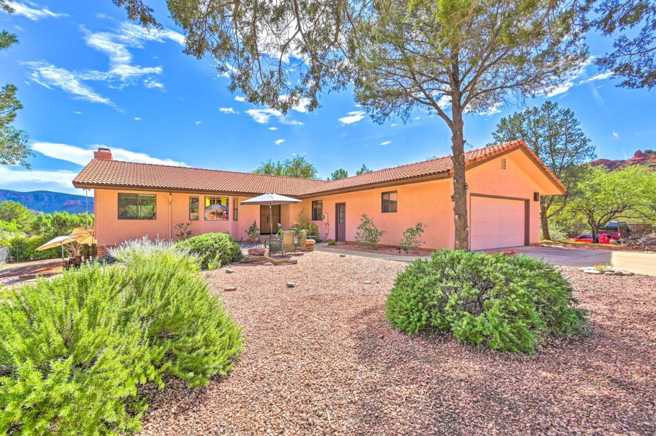 Scenic Sedona Duplex - Cathedral Rock Views! Exterior photo